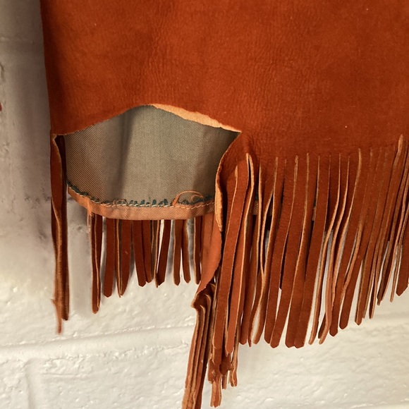 Vintage Caramel Suede Leather Fringe Western Jacket with Snap Closure - Picture 6 of 13